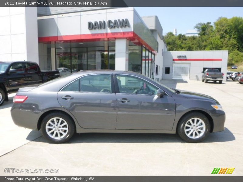 Magnetic Gray Metallic / Ash 2011 Toyota Camry XLE V6