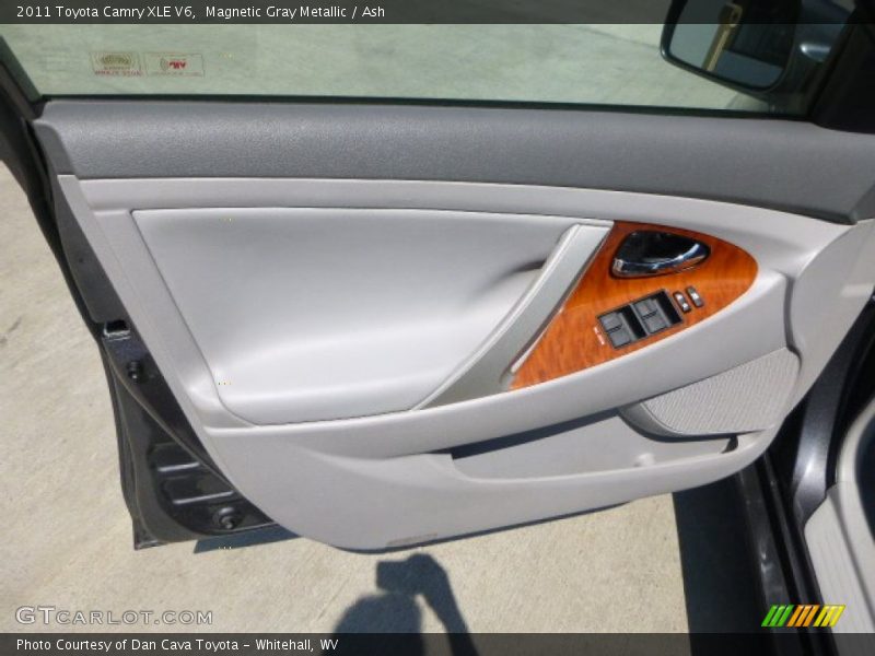 Magnetic Gray Metallic / Ash 2011 Toyota Camry XLE V6