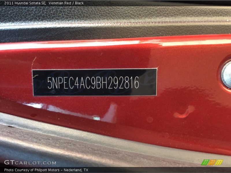 Venetian Red / Black 2011 Hyundai Sonata SE