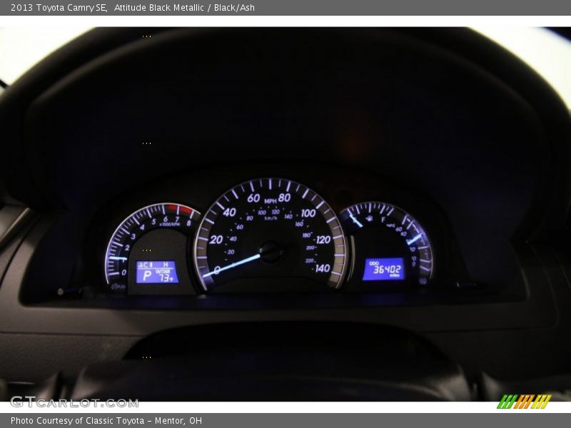 Attitude Black Metallic / Black/Ash 2013 Toyota Camry SE