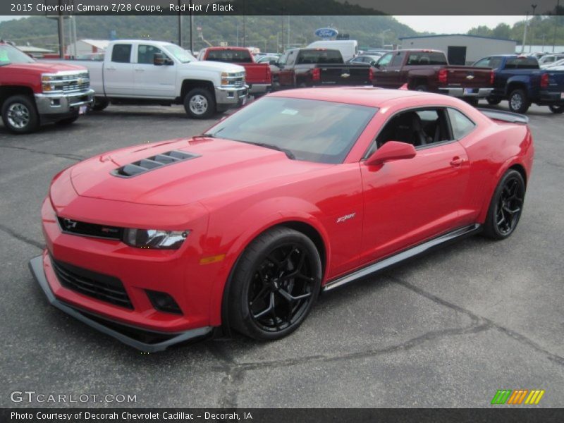 Red Hot / Black 2015 Chevrolet Camaro Z/28 Coupe