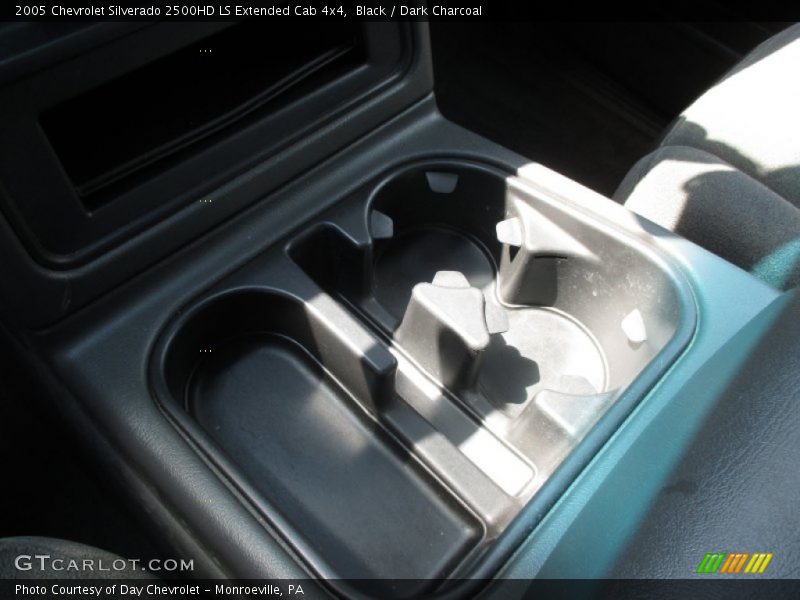 Black / Dark Charcoal 2005 Chevrolet Silverado 2500HD LS Extended Cab 4x4