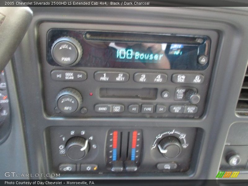 Black / Dark Charcoal 2005 Chevrolet Silverado 2500HD LS Extended Cab 4x4