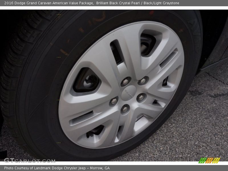 Brilliant Black Crystal Pearl / Black/Light Graystone 2016 Dodge Grand Caravan American Value Package