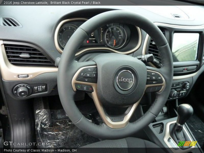 Brilliant Black Crystal Pearl / Black 2016 Jeep Cherokee Latitude
