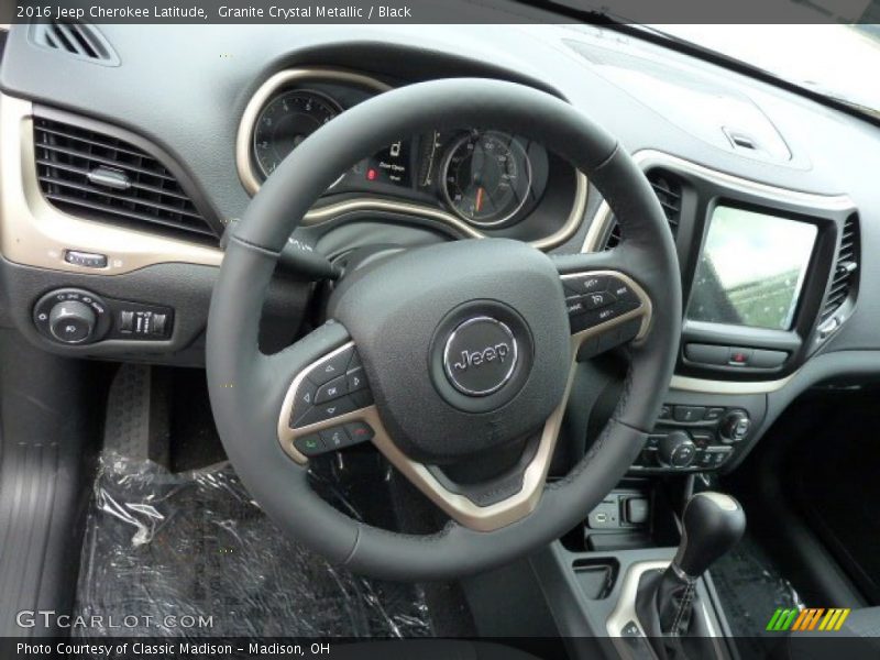Granite Crystal Metallic / Black 2016 Jeep Cherokee Latitude