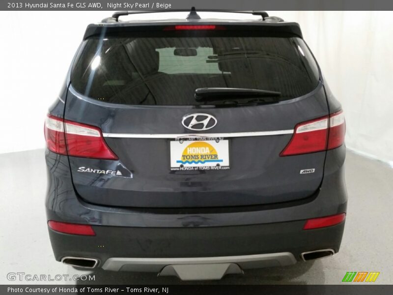 Night Sky Pearl / Beige 2013 Hyundai Santa Fe GLS AWD