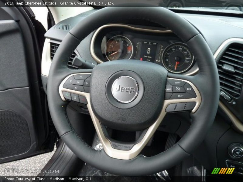 Granite Crystal Metallic / Black 2016 Jeep Cherokee Latitude