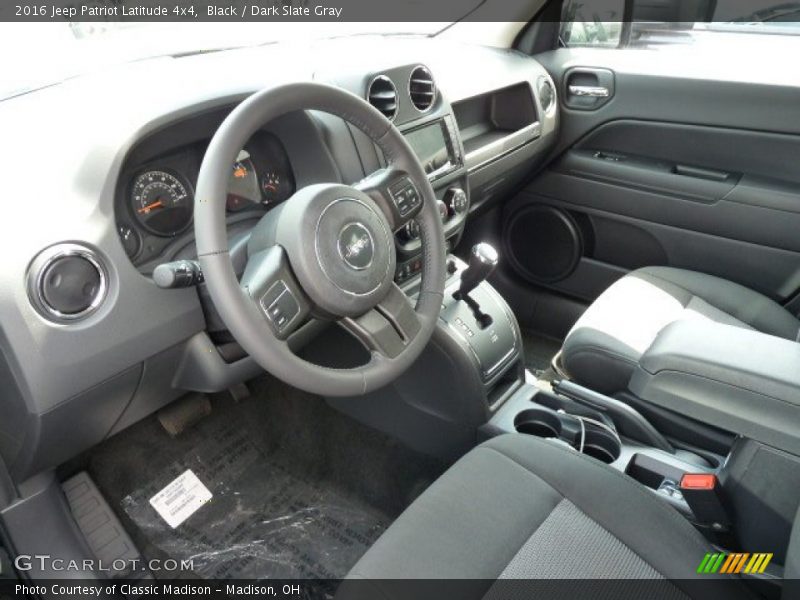 Black / Dark Slate Gray 2016 Jeep Patriot Latitude 4x4