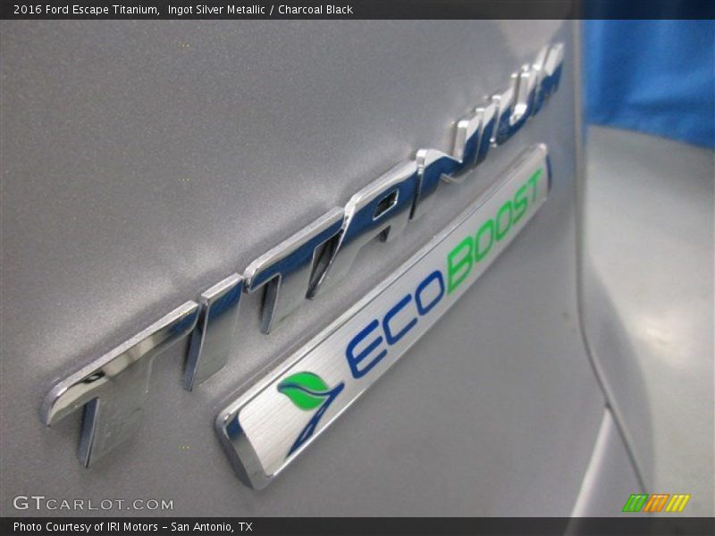 Ingot Silver Metallic / Charcoal Black 2016 Ford Escape Titanium