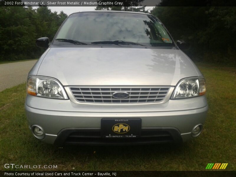 Silver Frost Metallic / Medium Graphite Grey 2002 Ford Windstar LX