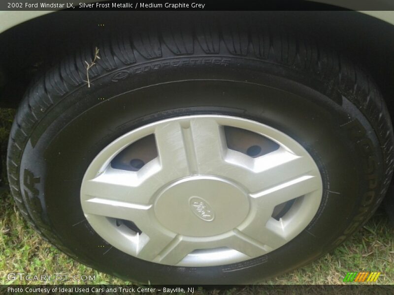 Silver Frost Metallic / Medium Graphite Grey 2002 Ford Windstar LX