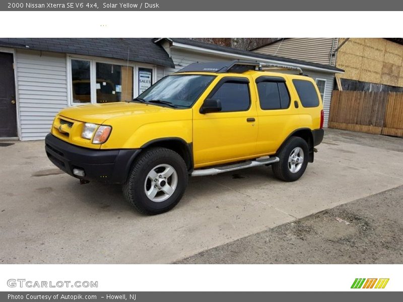 Solar Yellow / Dusk 2000 Nissan Xterra SE V6 4x4