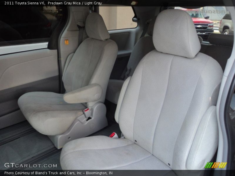Predawn Gray Mica / Light Gray 2011 Toyota Sienna V6