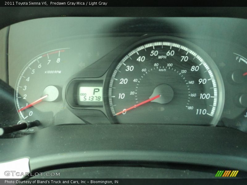 Predawn Gray Mica / Light Gray 2011 Toyota Sienna V6