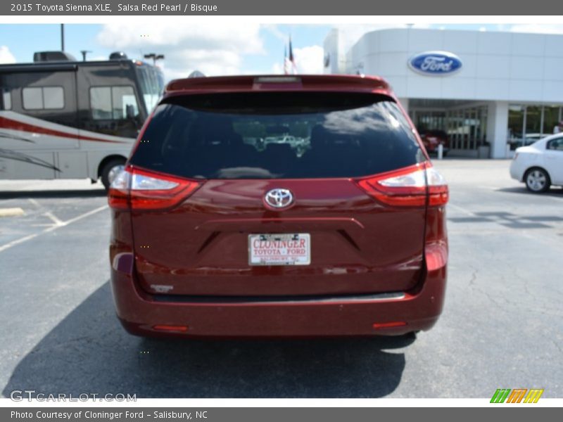 Salsa Red Pearl / Bisque 2015 Toyota Sienna XLE