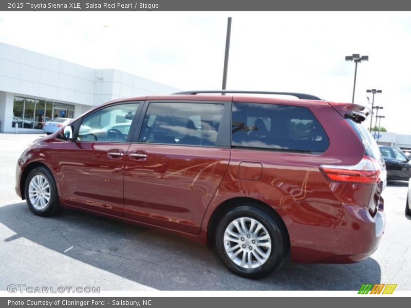 Salsa Red Pearl / Bisque 2015 Toyota Sienna XLE