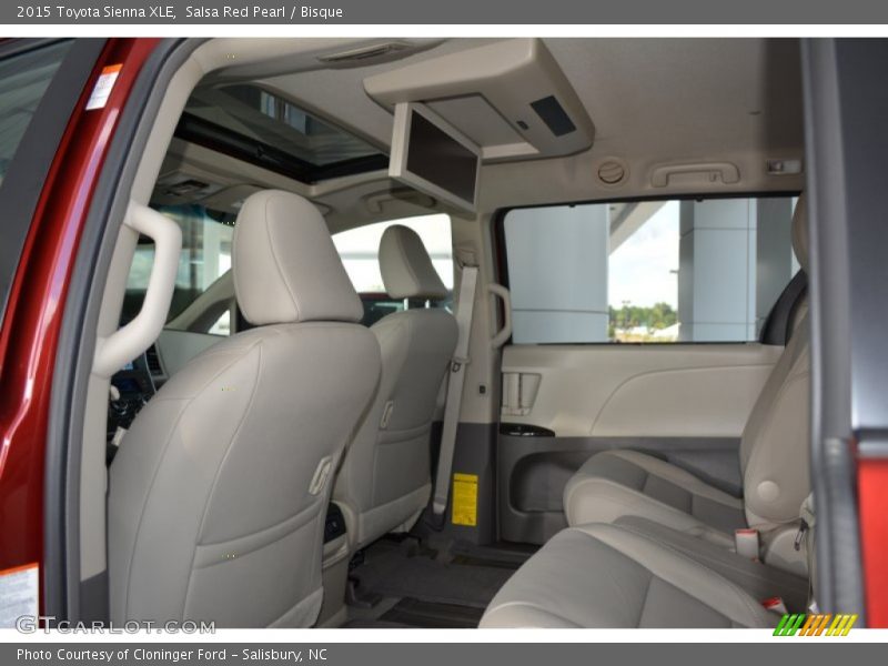 Salsa Red Pearl / Bisque 2015 Toyota Sienna XLE
