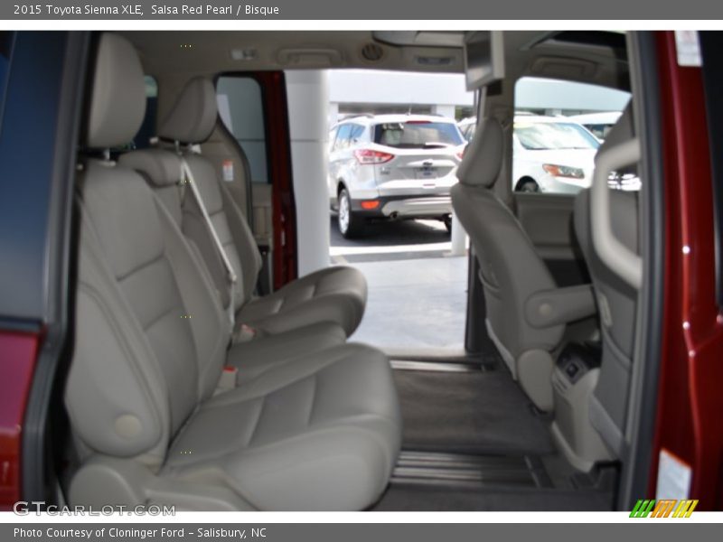 Salsa Red Pearl / Bisque 2015 Toyota Sienna XLE