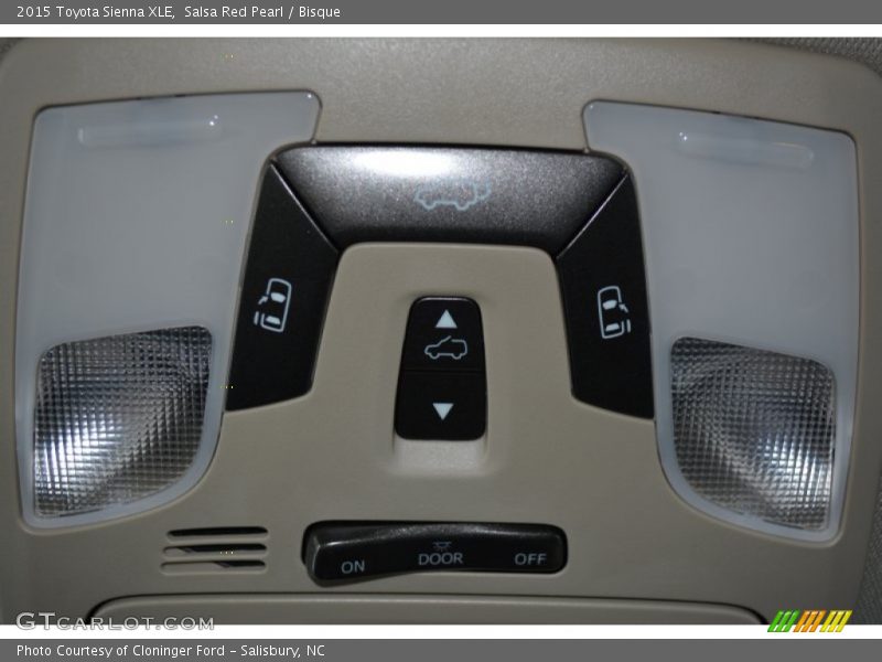 Salsa Red Pearl / Bisque 2015 Toyota Sienna XLE