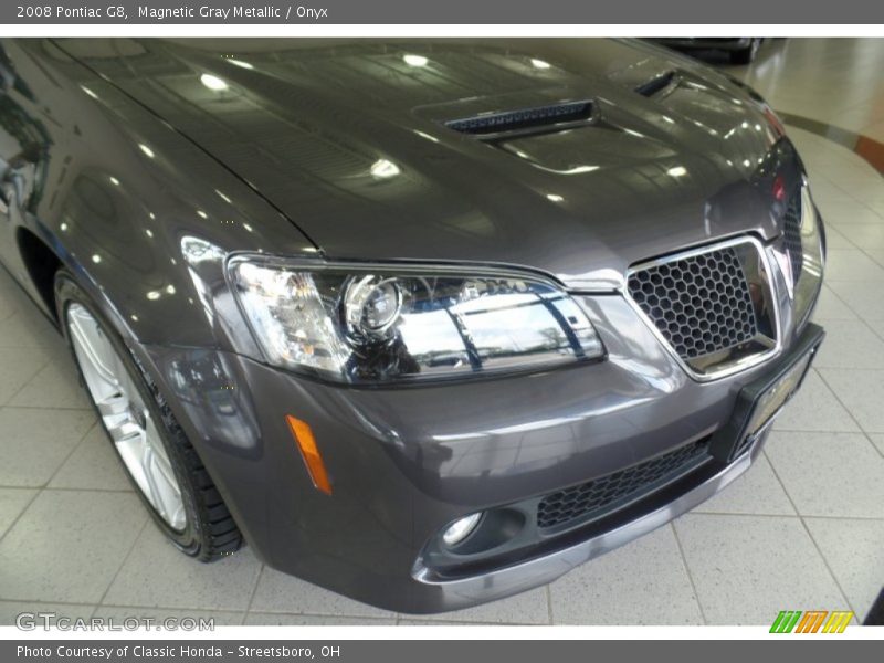 Magnetic Gray Metallic / Onyx 2008 Pontiac G8