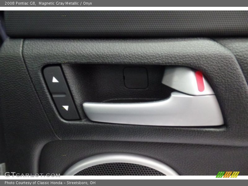 Magnetic Gray Metallic / Onyx 2008 Pontiac G8
