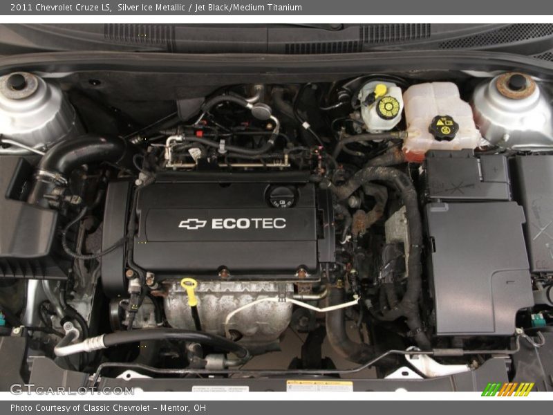 Silver Ice Metallic / Jet Black/Medium Titanium 2011 Chevrolet Cruze LS