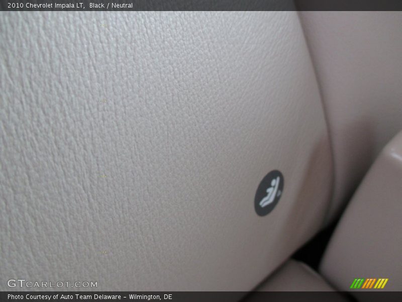 Black / Neutral 2010 Chevrolet Impala LT