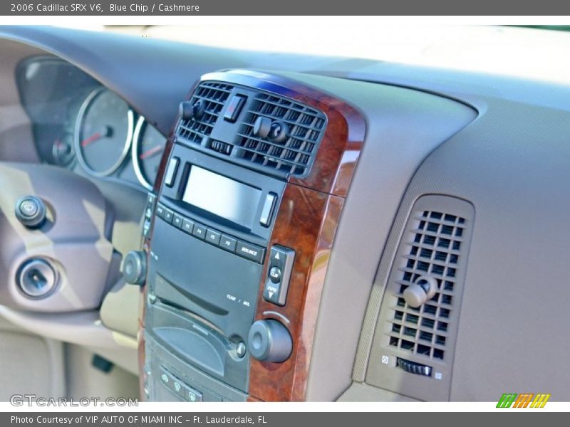 Blue Chip / Cashmere 2006 Cadillac SRX V6