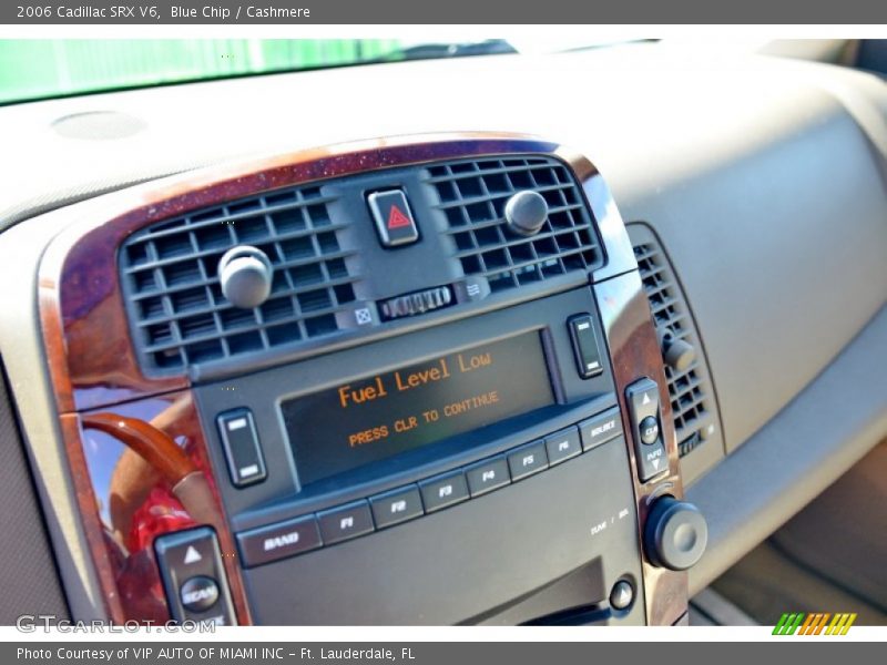 Blue Chip / Cashmere 2006 Cadillac SRX V6