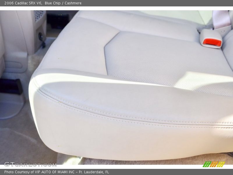 Blue Chip / Cashmere 2006 Cadillac SRX V6