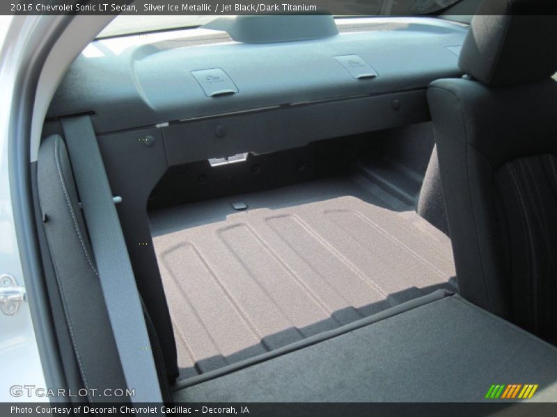 Silver Ice Metallic / Jet Black/Dark Titanium 2016 Chevrolet Sonic LT Sedan