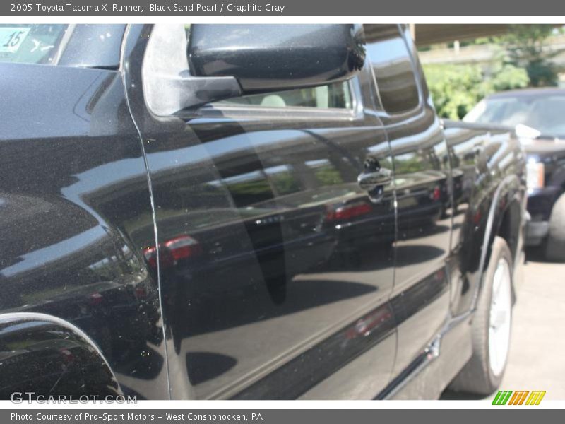 Black Sand Pearl / Graphite Gray 2005 Toyota Tacoma X-Runner