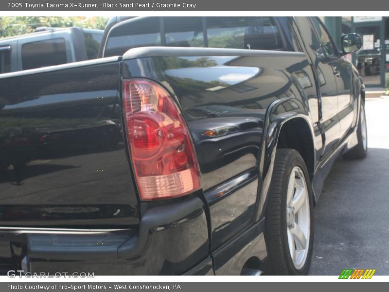 Black Sand Pearl / Graphite Gray 2005 Toyota Tacoma X-Runner