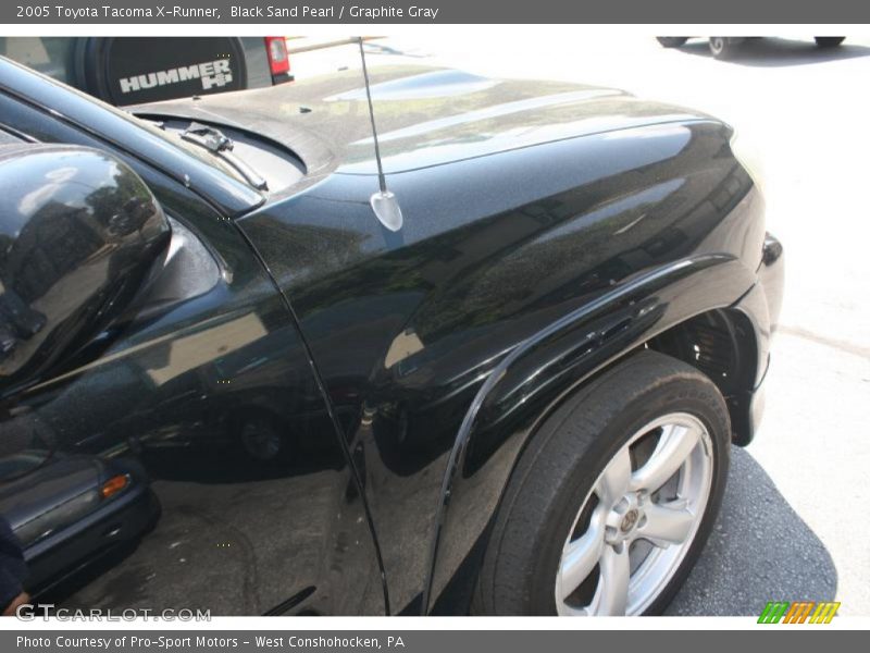 Black Sand Pearl / Graphite Gray 2005 Toyota Tacoma X-Runner