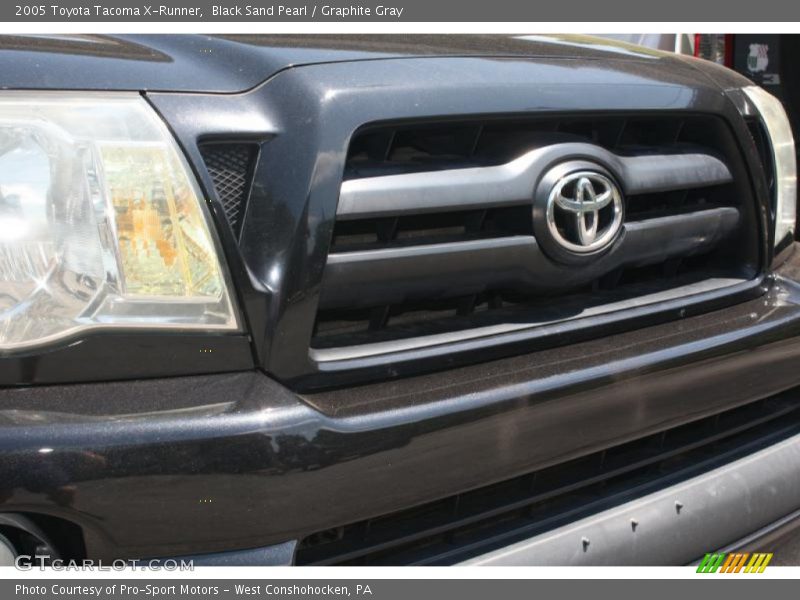 Black Sand Pearl / Graphite Gray 2005 Toyota Tacoma X-Runner