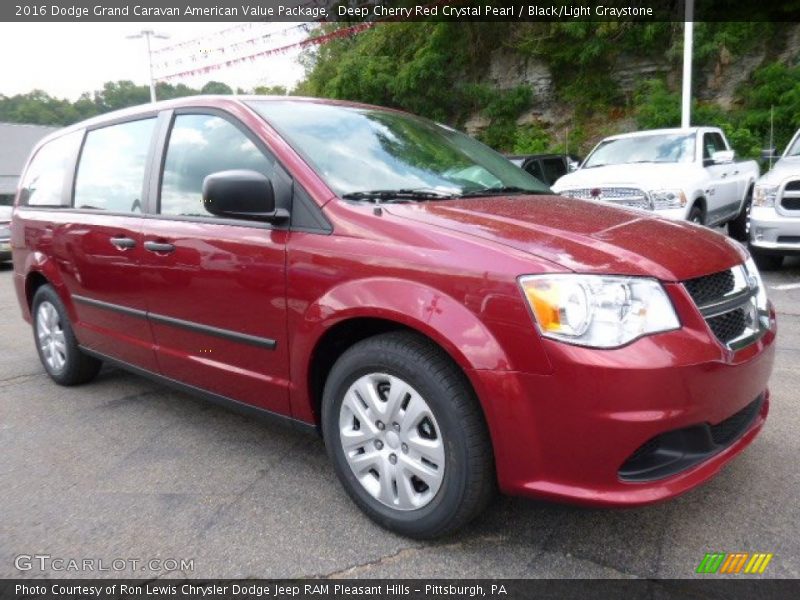 Front 3/4 View of 2016 Grand Caravan American Value Package