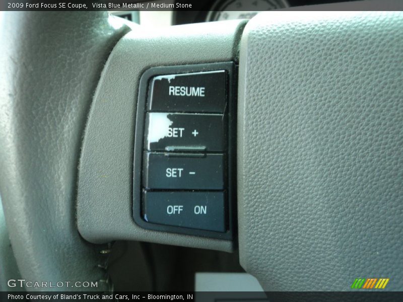Vista Blue Metallic / Medium Stone 2009 Ford Focus SE Coupe