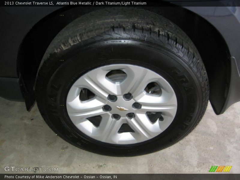 Atlantis Blue Metallic / Dark Titanium/Light Titanium 2013 Chevrolet Traverse LS