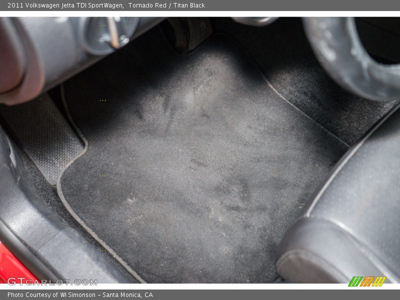 Tornado Red / Titan Black 2011 Volkswagen Jetta TDI SportWagen