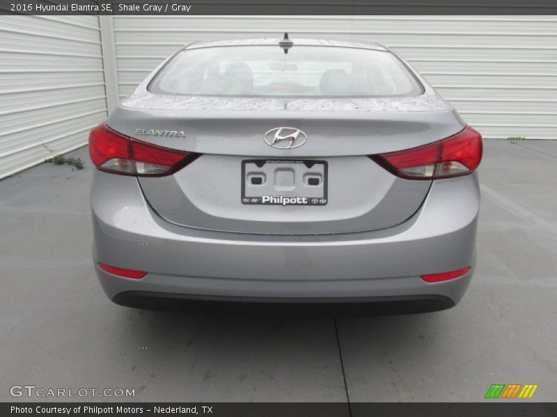 Shale Gray / Gray 2016 Hyundai Elantra SE