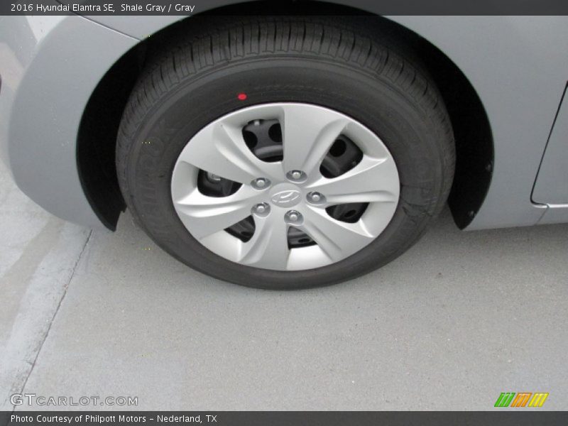 Shale Gray / Gray 2016 Hyundai Elantra SE