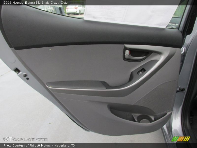 Shale Gray / Gray 2016 Hyundai Elantra SE