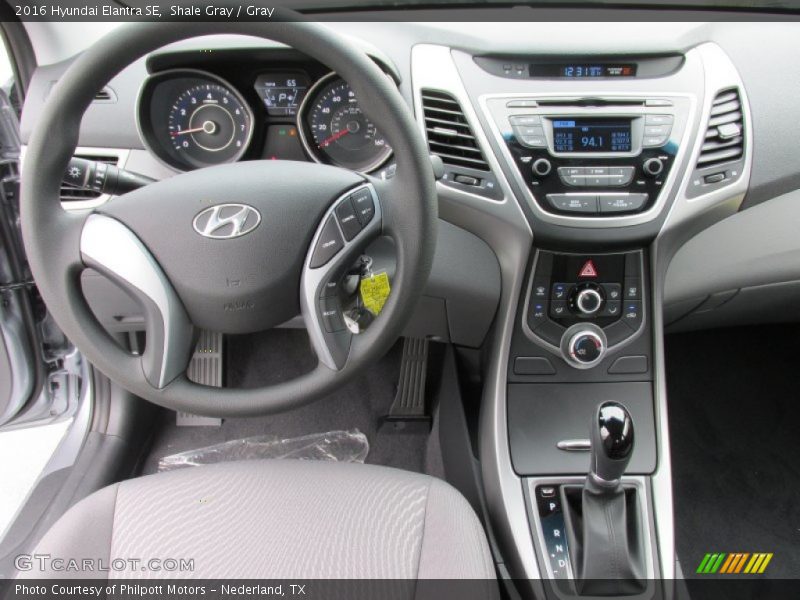 Shale Gray / Gray 2016 Hyundai Elantra SE