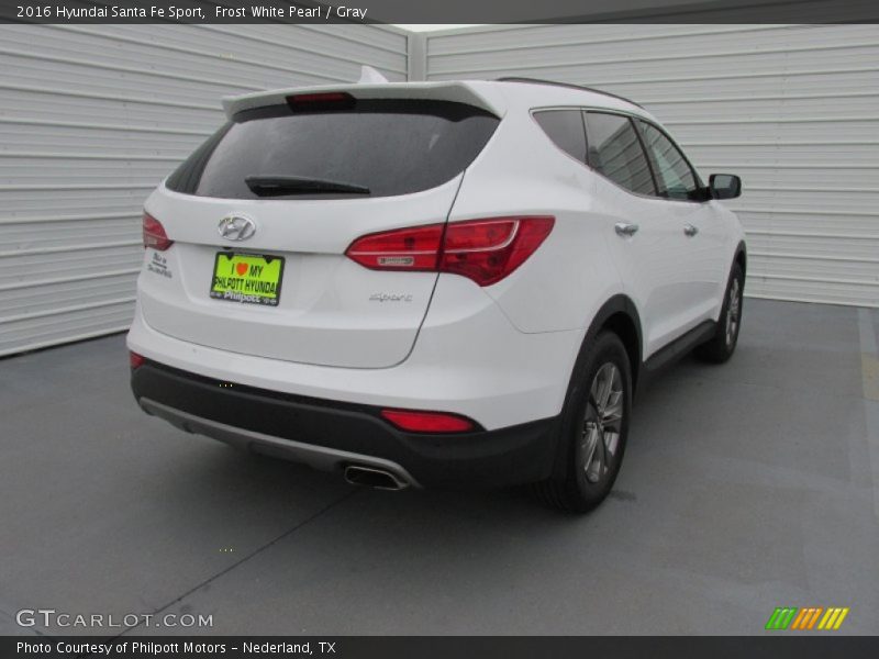 Frost White Pearl / Gray 2016 Hyundai Santa Fe Sport