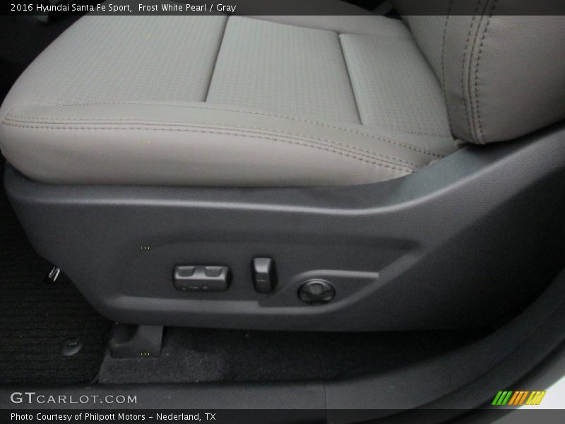 Frost White Pearl / Gray 2016 Hyundai Santa Fe Sport