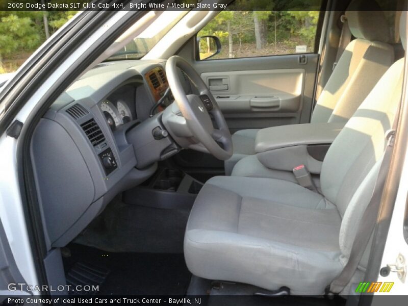 Bright White / Medium Slate Gray 2005 Dodge Dakota SLT Club Cab 4x4