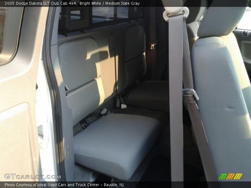 Bright White / Medium Slate Gray 2005 Dodge Dakota SLT Club Cab 4x4