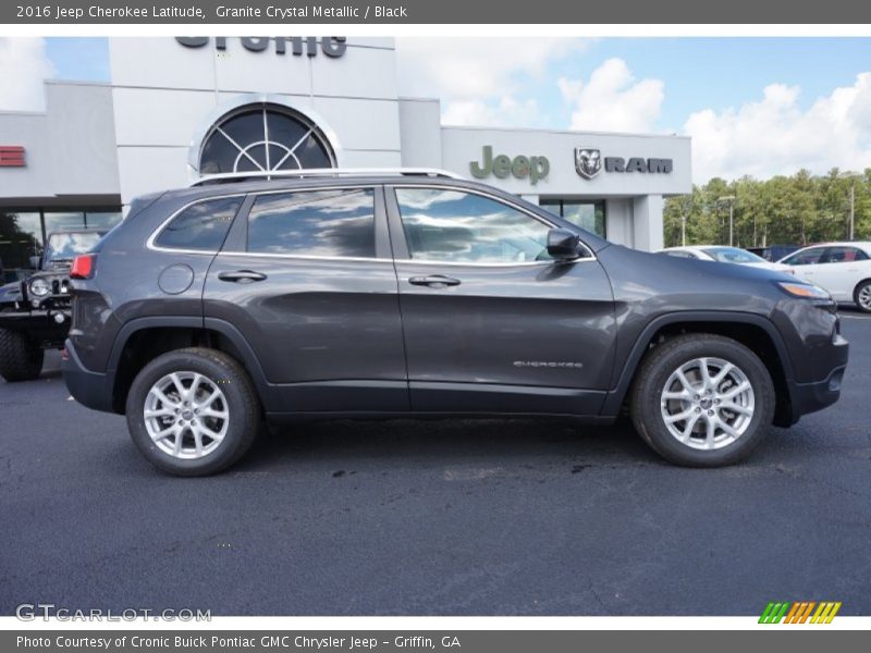 Granite Crystal Metallic / Black 2016 Jeep Cherokee Latitude
