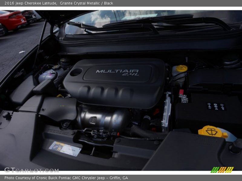 Granite Crystal Metallic / Black 2016 Jeep Cherokee Latitude